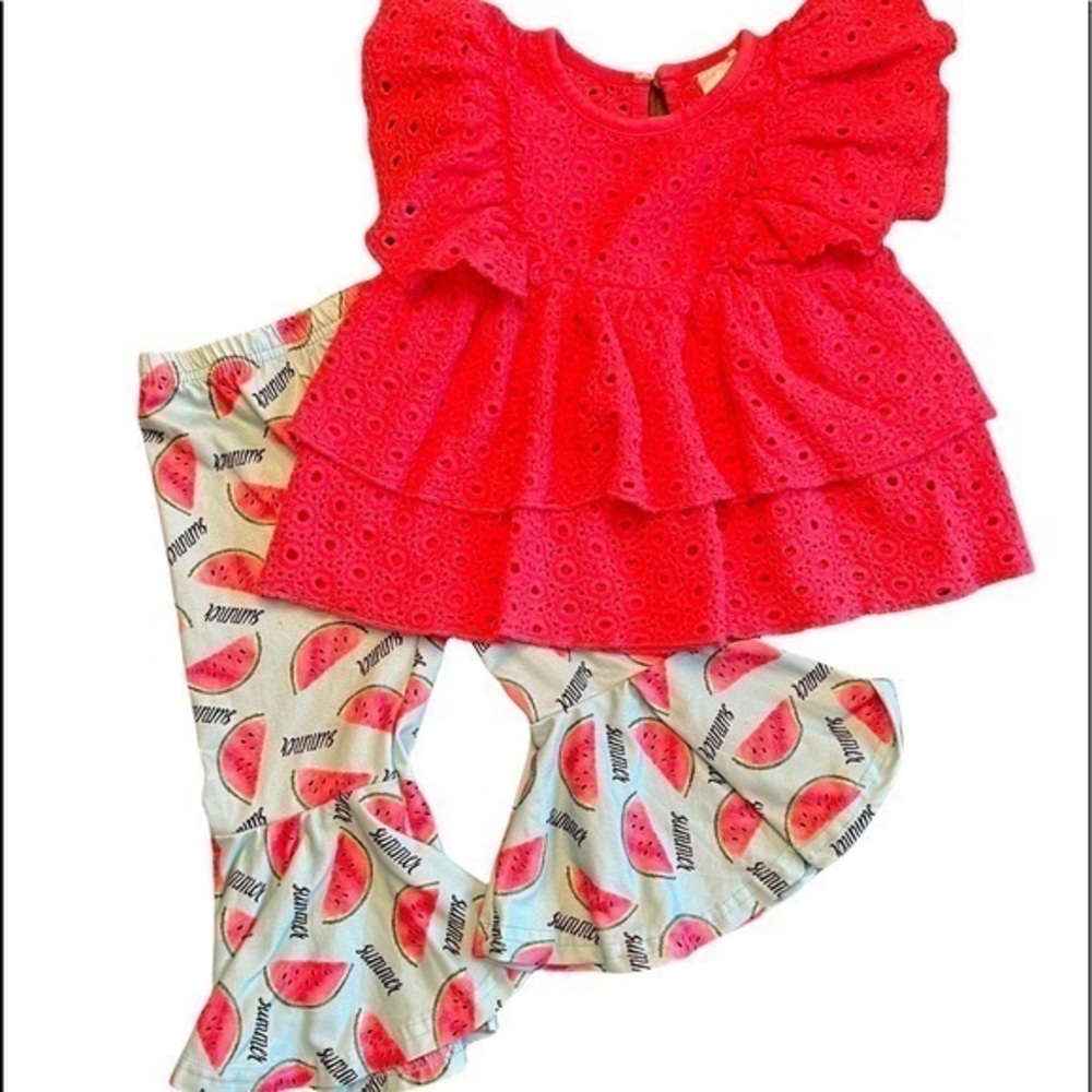 Little girls size S/M Boutique outfit. Watermelon capris.